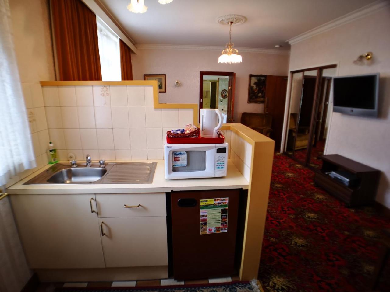 Motel Mayfair On Cavell Hobart Eksteriør billede